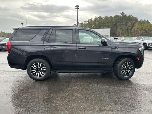 2023 GMC Yukon 4WD AT4