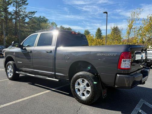 2024 RAM 2500 Laramie Crew Cab 4x4 6'4' Box