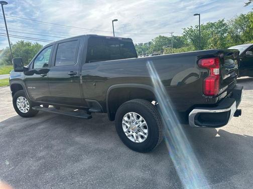 Black 2024 Chevrolet Silverado 2500 LT