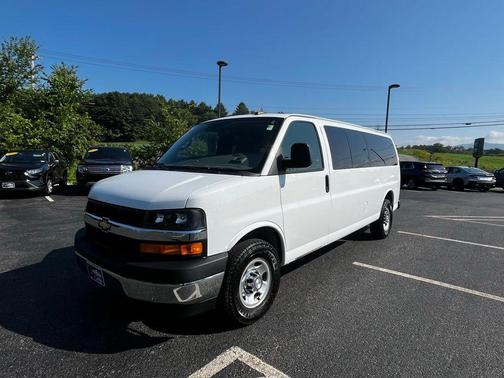2019 Chevrolet Express 3500 LT