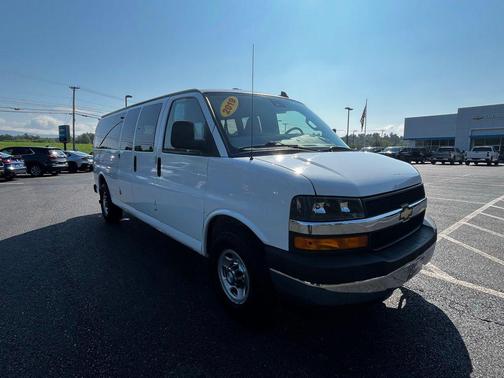 2019 Chevrolet Express 3500 LT
