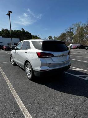 2022 Chevrolet Equinox LS