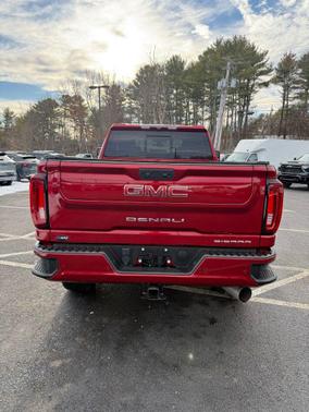 2023 GMC Sierra 2500 Denali