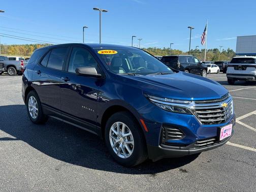 2022 Chevrolet Equinox LS