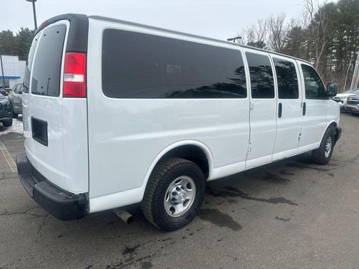 2019 Chevrolet Express 3500 LS