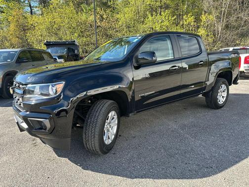 Black 2022 Chevrolet Colorado LT