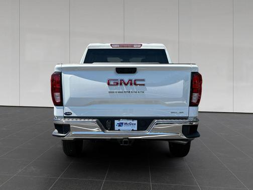 Summit White 2024 GMC Sierra 1500 SLE
