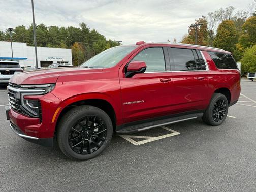 2025 Chevrolet Suburban LS