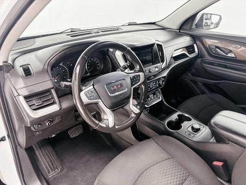 Summit White 2019 GMC Terrain SLE