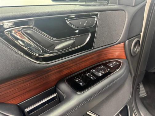 2024 Lincoln Navigator Premiere