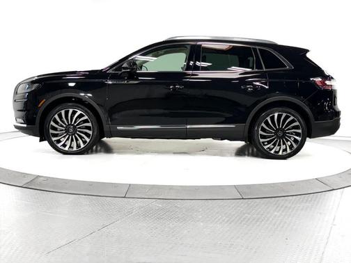 2022 Lincoln Nautilus Black Label
