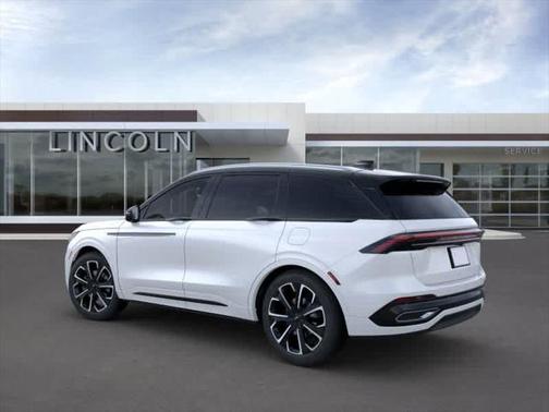 2025 Lincoln Nautilus Reserve