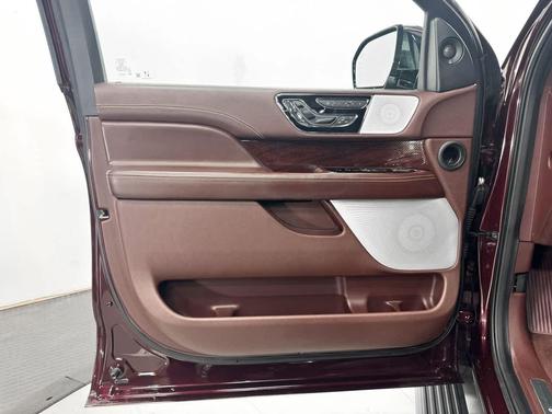 2020 Lincoln Navigator Black Label