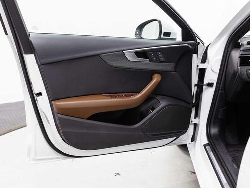 2019 Audi A4 40 Premium
