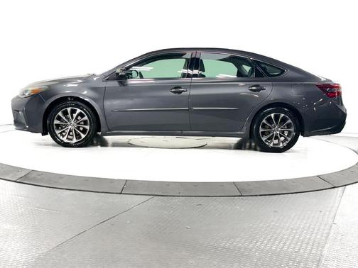 2016 Toyota Avalon Hybrid XLE Premium