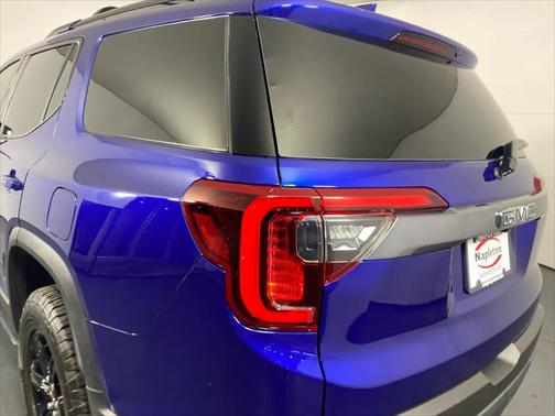 2023 GMC Acadia AWD AT4