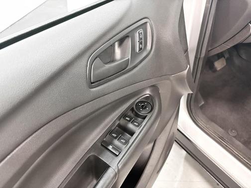 2015 Ford Escape S
