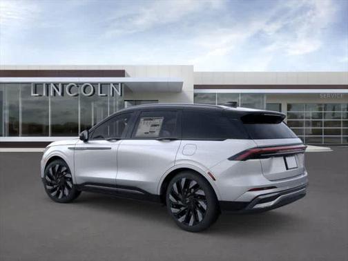 2025 Lincoln Nautilus Reserve