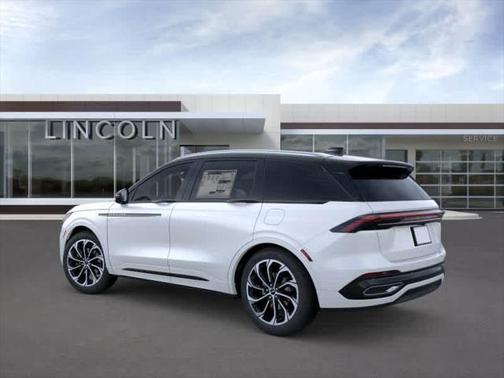 2025 Lincoln Nautilus Reserve