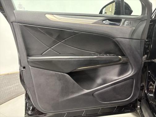 2019 Lincoln MKC Standard