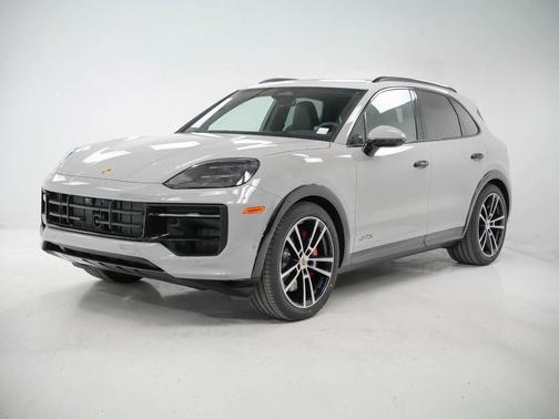 2026 Porsche Cayenne GTS