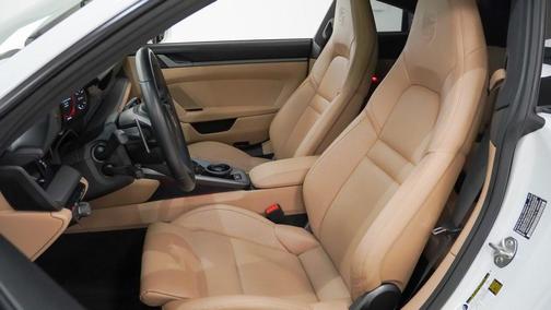 2022 Porsche 911 Carrera