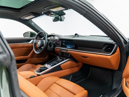 2026 Porsche 911 Carrera