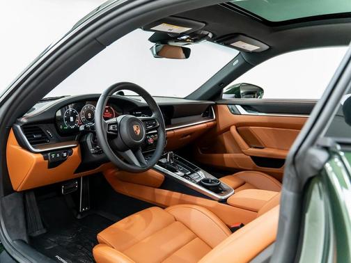 2026 Porsche 911 Carrera