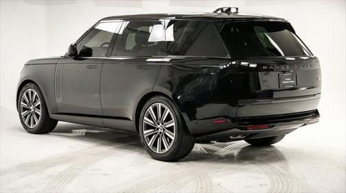 2023 Land Rover Range Rover P530 SE
