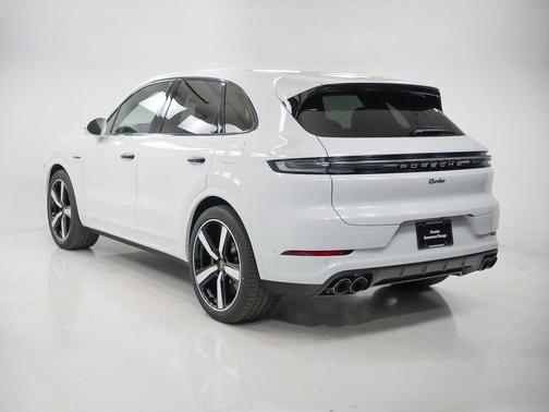 2026 Porsche Cayenne Cayenne Turbo E-Hybrid