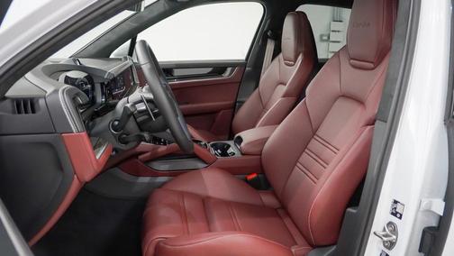 2026 Porsche Cayenne Turbo