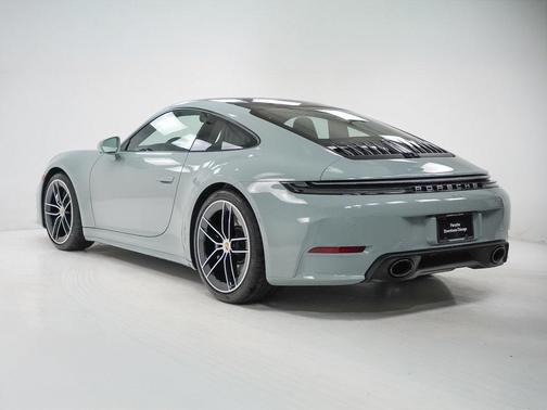 2026 Porsche 911 Carrera 4S