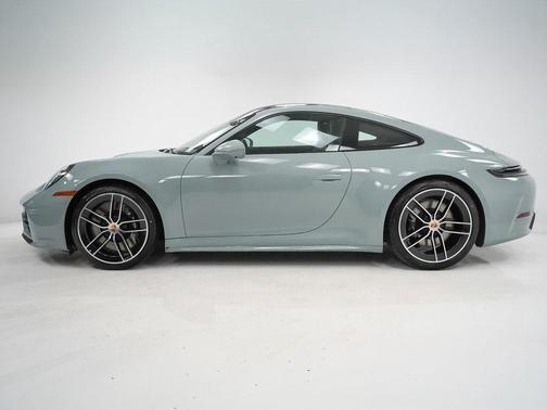 2026 Porsche 911 Carrera 4S