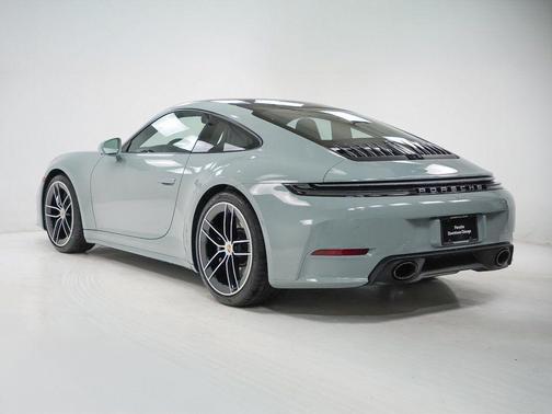 2026 Porsche 911 Carrera 4S