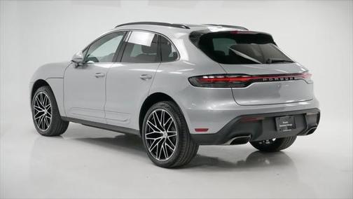 2025 Porsche Macan Base