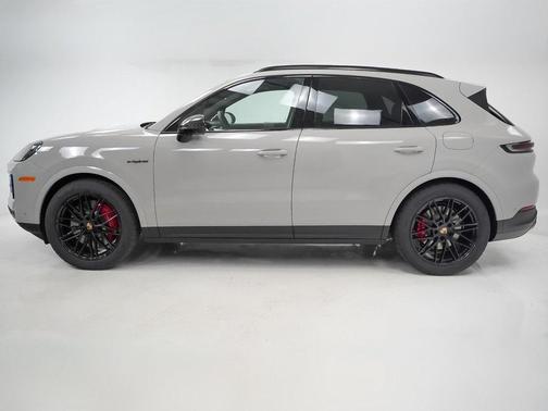 2026 Porsche Cayenne Cayenne S E-Hybrid