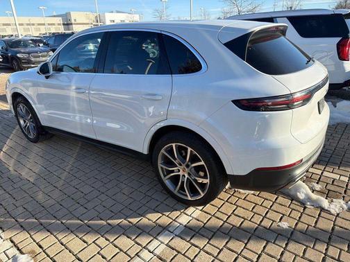 2021 Porsche Cayenne Cayenne