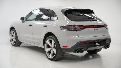 2022 Porsche Macan S