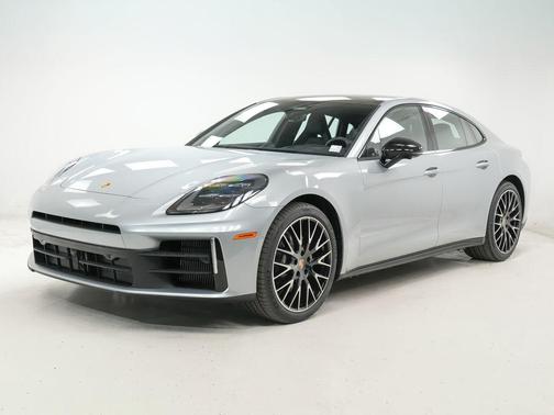 Dolomite Silver Metallic 2026 Porsche Panamera 4