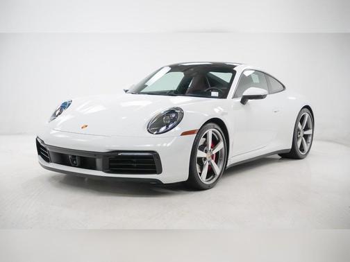 2020 Porsche 911 Carrera 4S