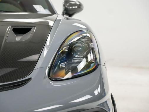 2025 Porsche 718 Cayman GT4 RS