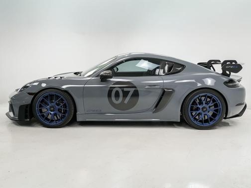 2025 Porsche 718 Cayman GT4 RS