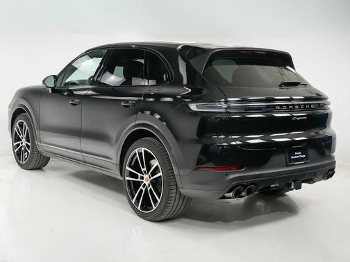 2026 Porsche Cayenne Cayenne