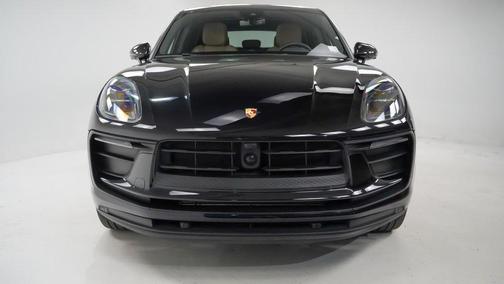 2023 Porsche Macan T