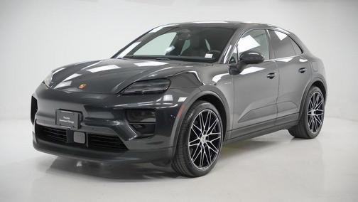 2025 Porsche Macan 4