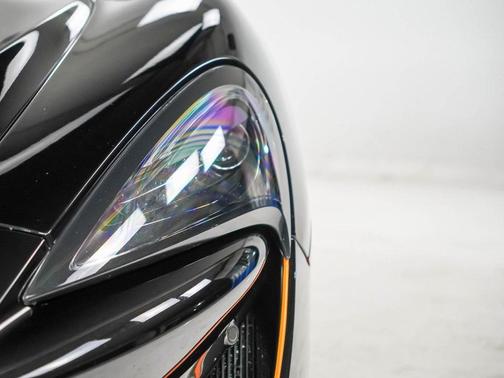 2019 McLaren 600LT Base