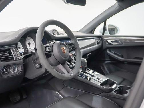 2026 Porsche Macan GTS