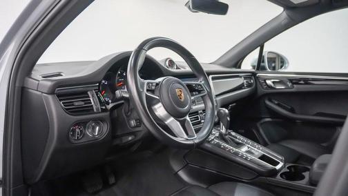 2021 Porsche Macan 