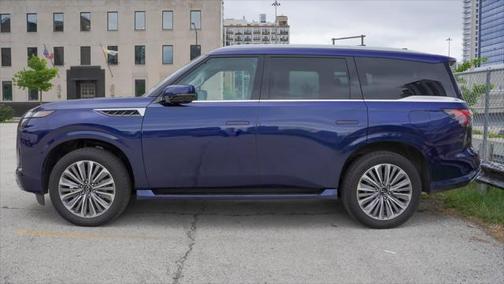 2025 INFINITI QX80 SENSORY AWD