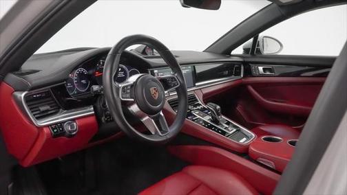 2018 Porsche Panamera Base